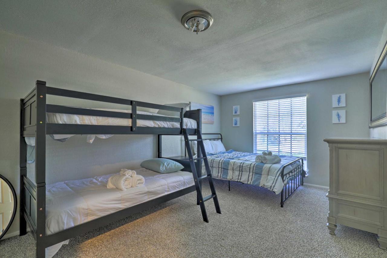 Near Beaches And Dining Palm Harbor Gem With Pool Luaran gambar