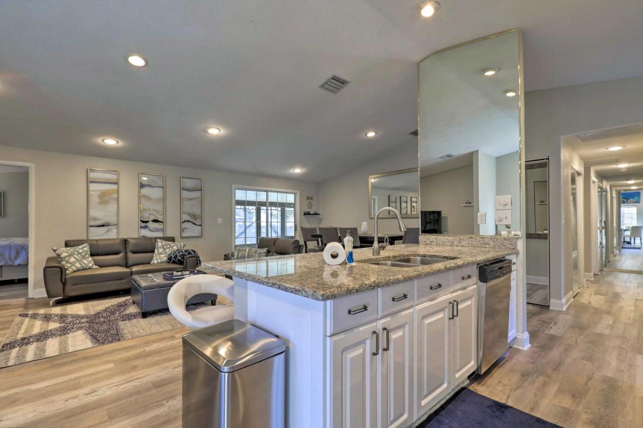 Near Beaches And Dining Palm Harbor Gem With Pool Luaran gambar